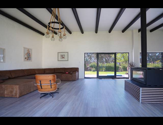 5 BEDROOM HOUSE FOR SALE IN MORNING STAR